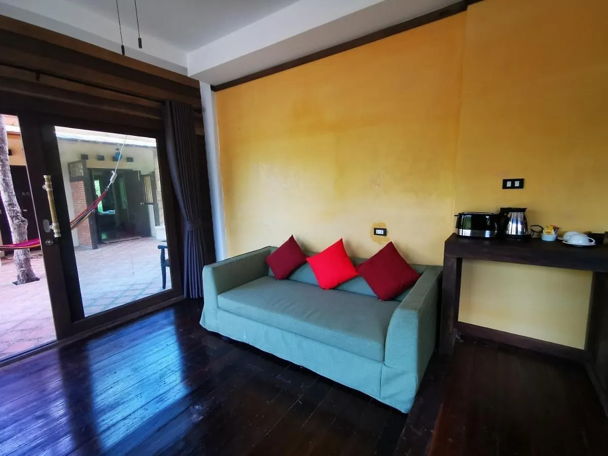 Relax House Lanta Old Town 호텔 코란타 0*,  태국